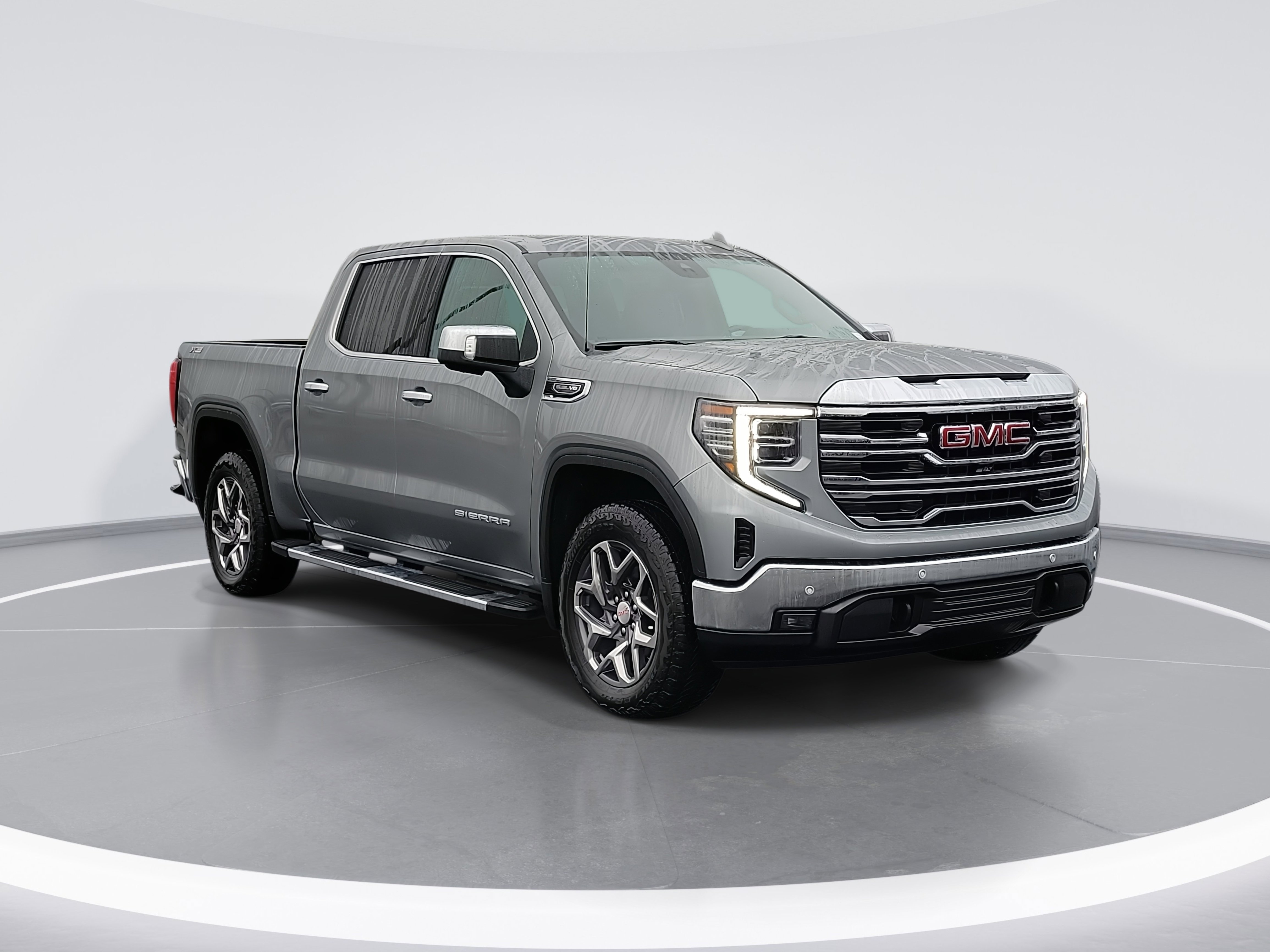 Used 2025 GMC Sierra 1500 SLT w/ SLT Premium Plus Package image 2