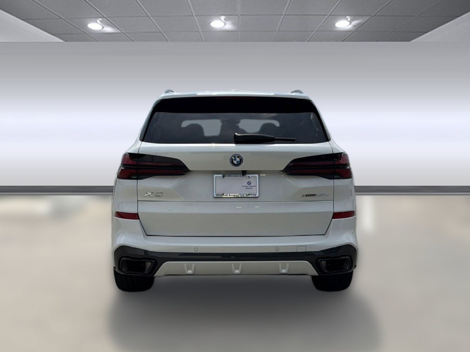 Used 2026 BMW X5 xDrive50e w/ M Sport Package AWD/4WD image 8
