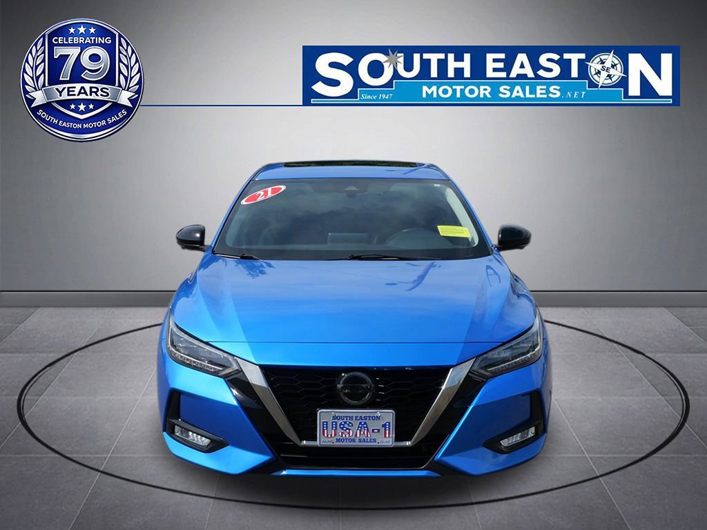 Used 2021 Nissan Sentra SR w/ SR Premium Package FWD image 3