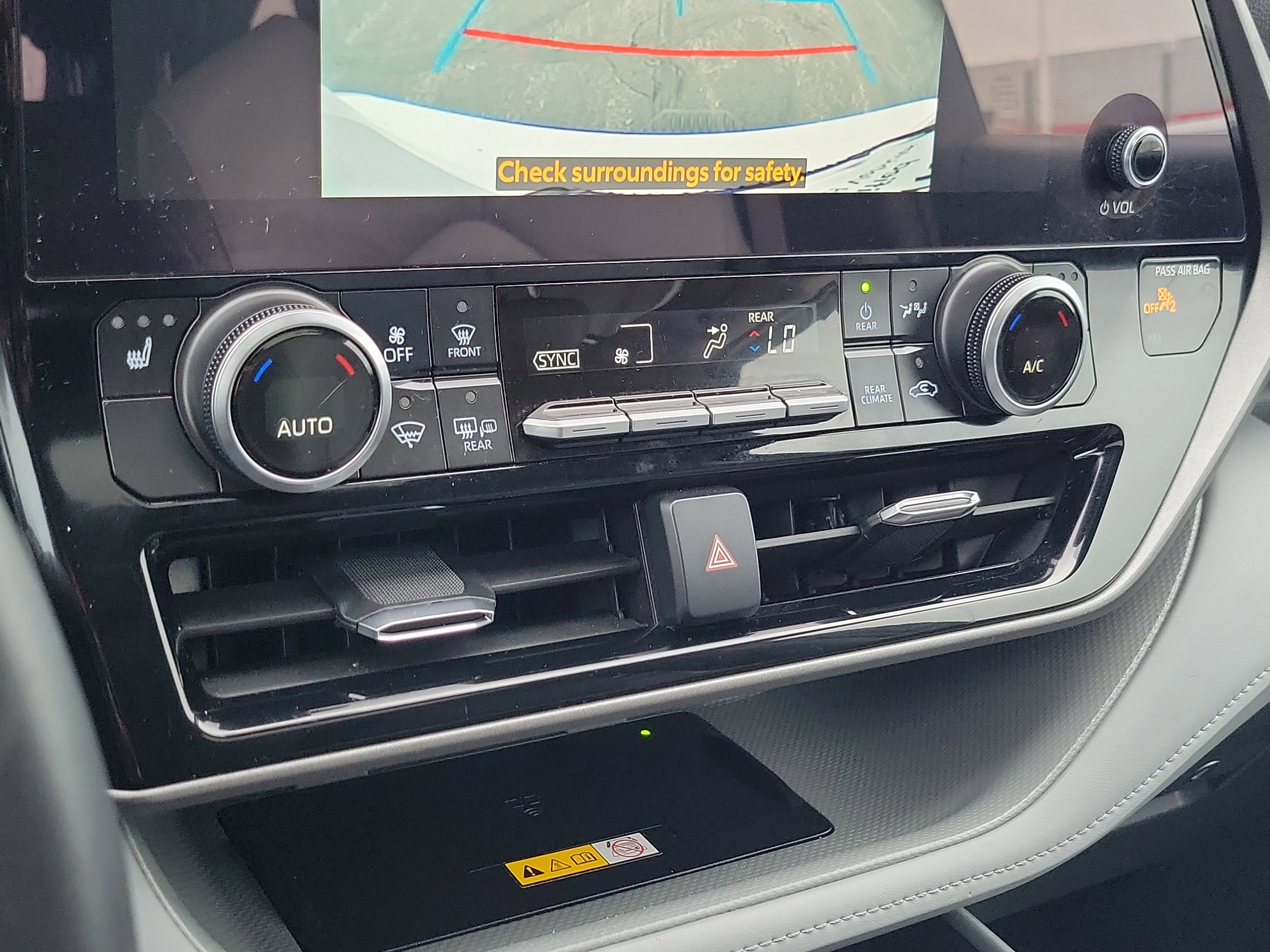 Certified 2025 Toyota Highlander XLE image 31