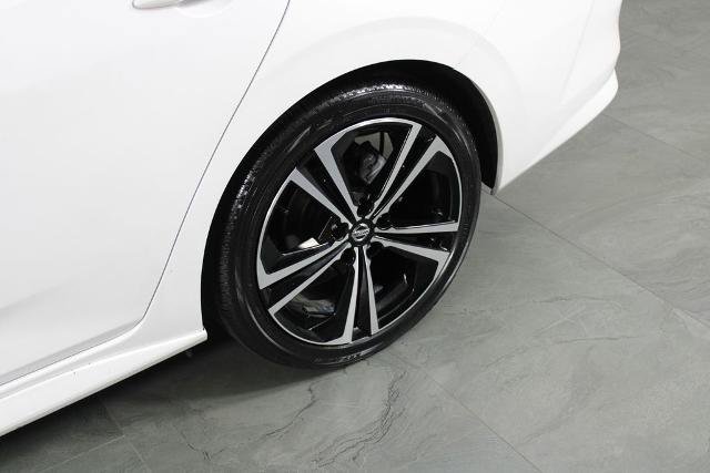 Certified 2022 Nissan Sentra SR w/ SR Premium Package FWD image 13