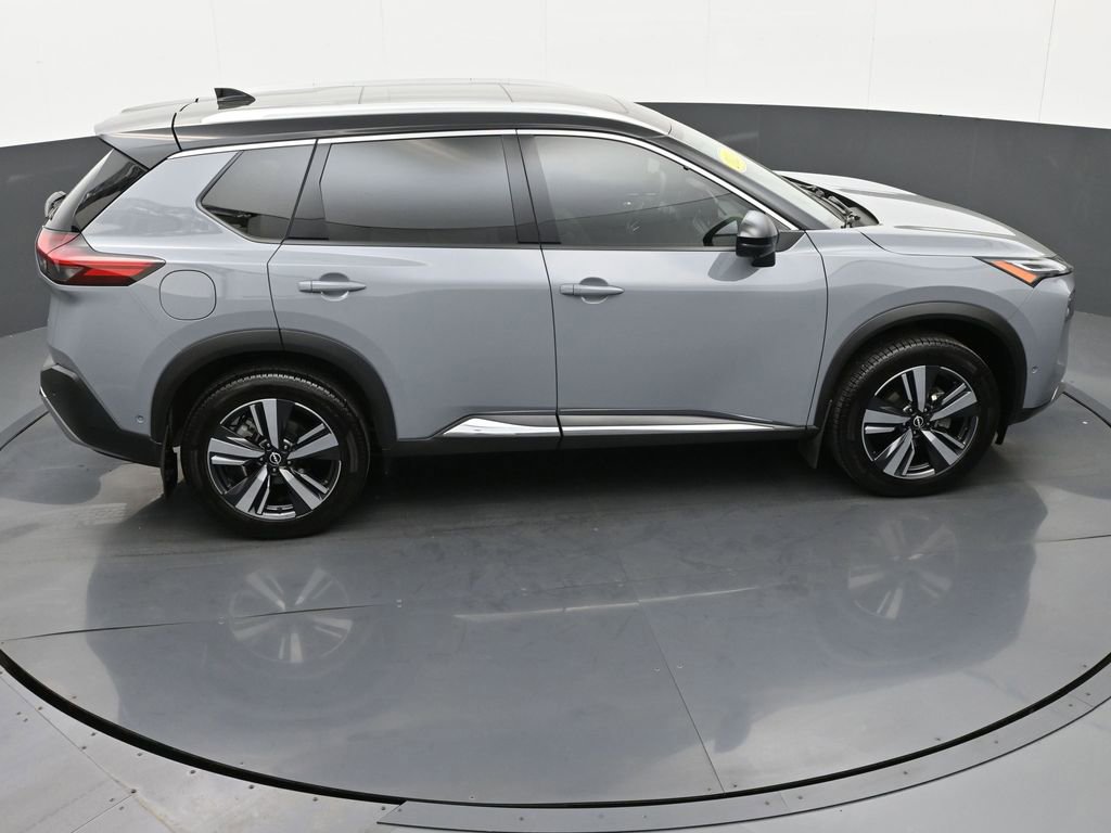 Used 2023 Nissan Rogue Platinum image 35