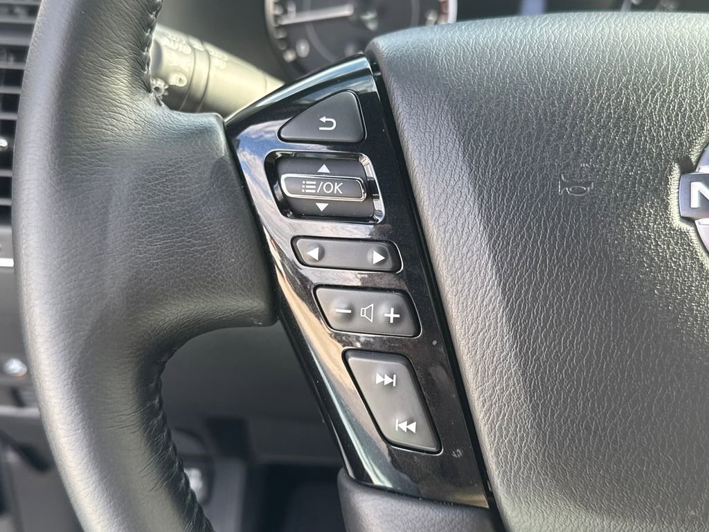 Used 2024 Nissan Armada SL w/ Midnight Edition Package image 35