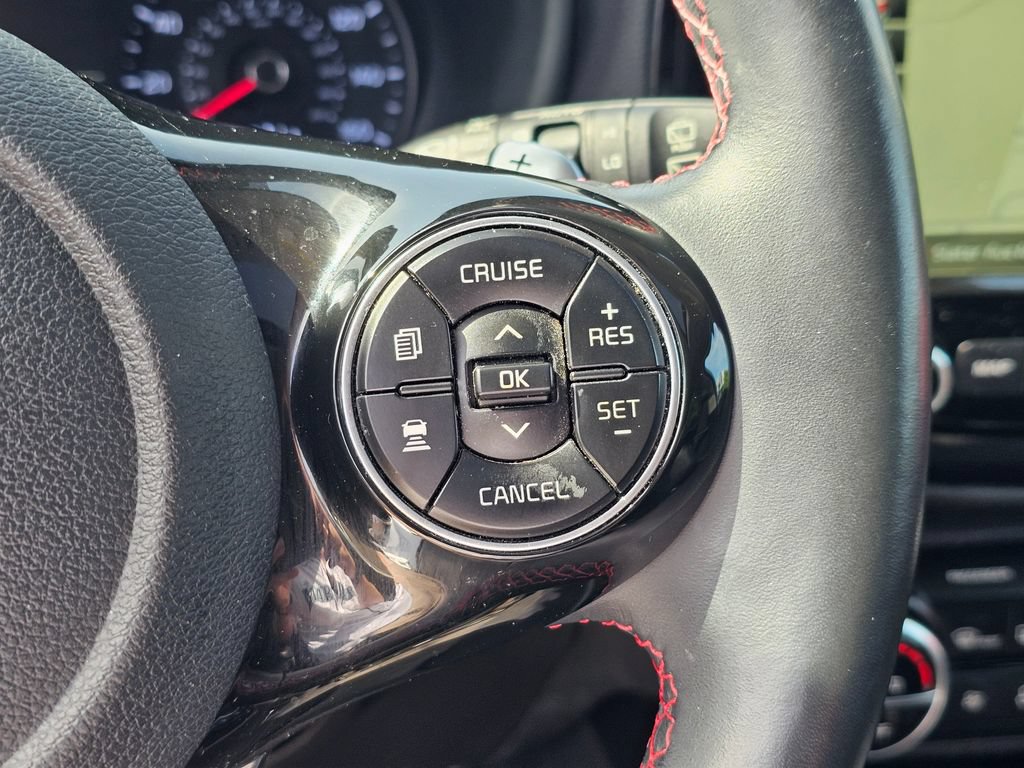 Used 2020 Kia Soul GT-Line Turbo FWD image 34