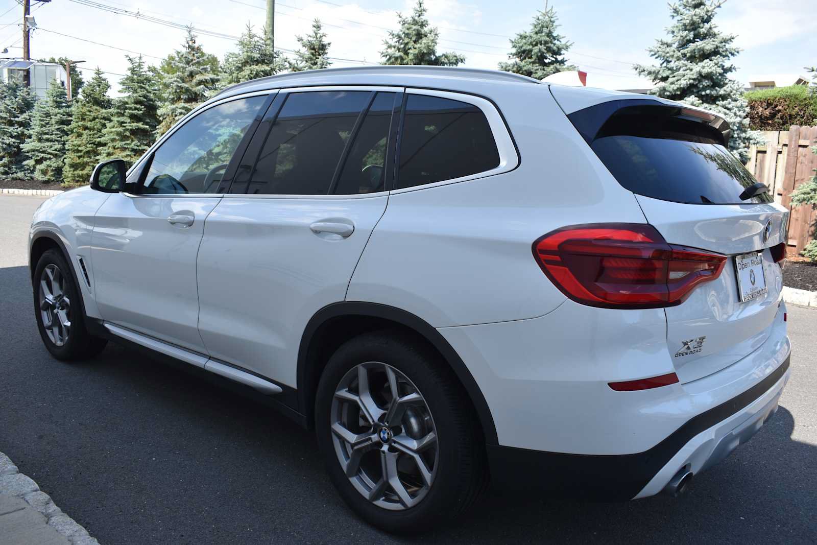 Used 2021 BMW X3 xDrive30i w/ Premium Package AWD/4WD image 3