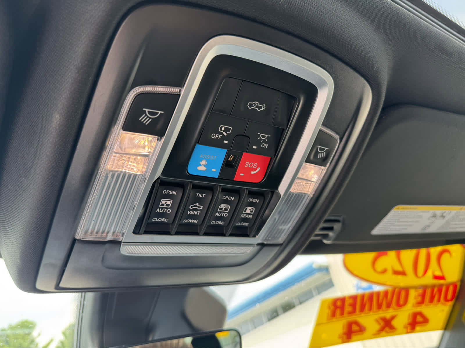 Used 2025 RAM 1500 Big Horn image 32