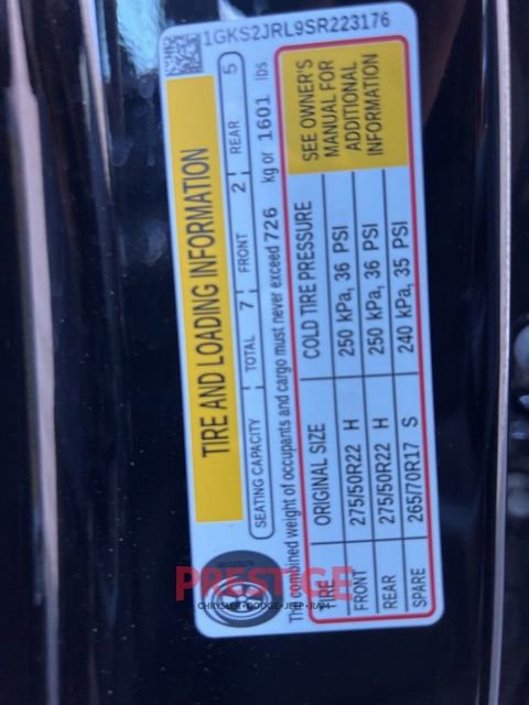 Used 2025 GMC Yukon XL Denali image 38