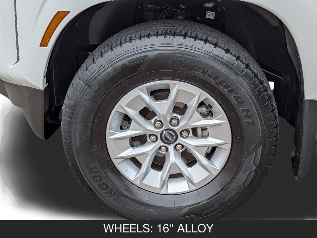 Used 2024 Nissan Frontier SV w/ Technology Package AWD/4WD image 11