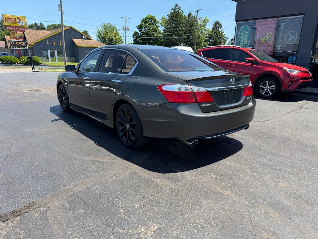 Used 2013 Honda Accord Sport image 4