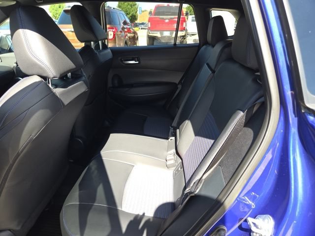 Used 2024 Toyota Corolla Cross AWD Hybrid w/ Convenience Package image 18