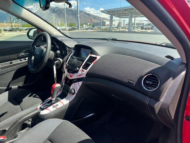 Used 2015 Chevrolet Cruze LT image 19