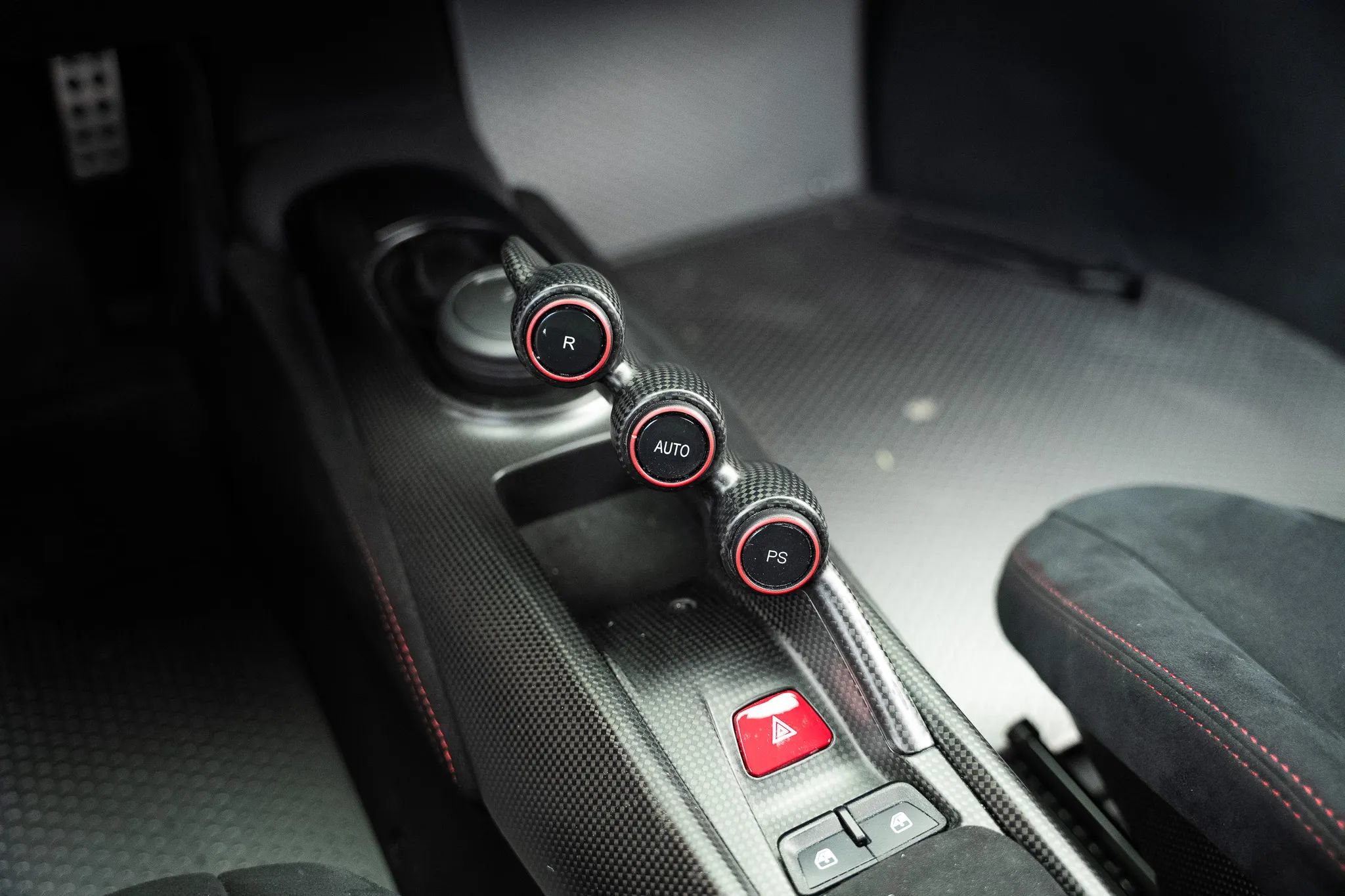 Used 2020 Ferrari 488 Pista Coupe RWD image 32
