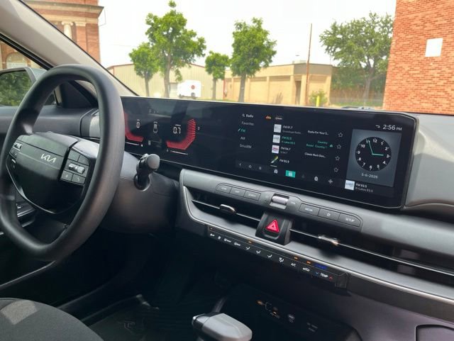 Used 2025 Kia K4 FWD image 72