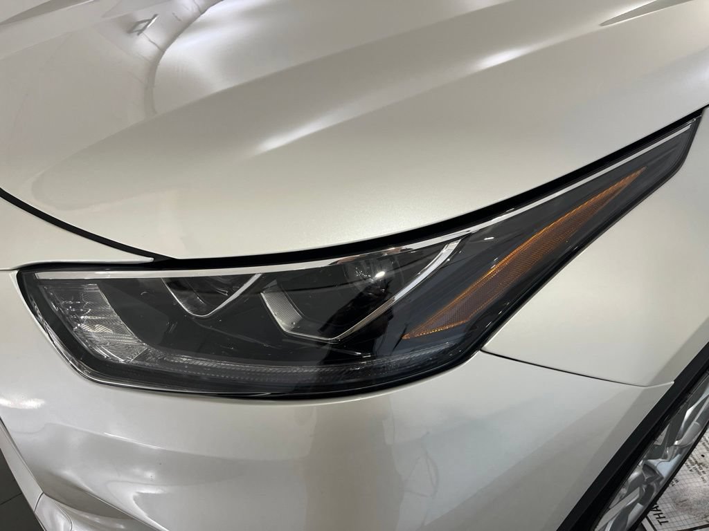 Used 2020 Toyota Highlander Limited AWD/4WD image 37