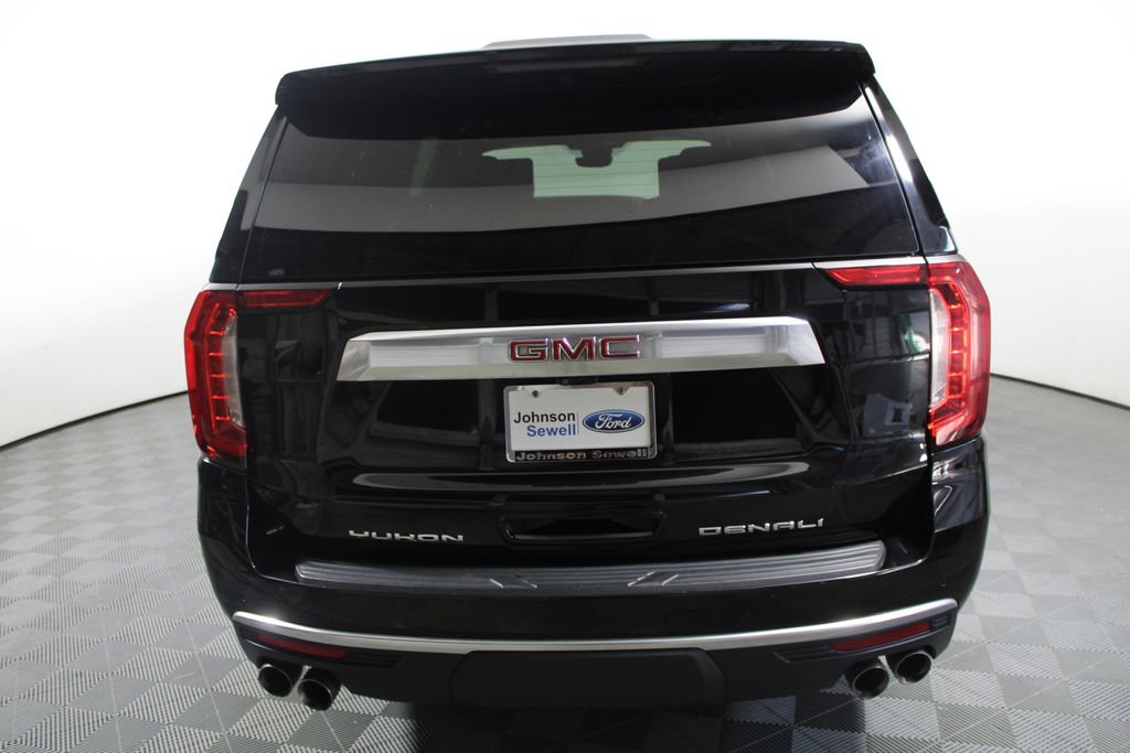 Used 2023 GMC Yukon XL Denali w/ Denali Reserve Package image 6