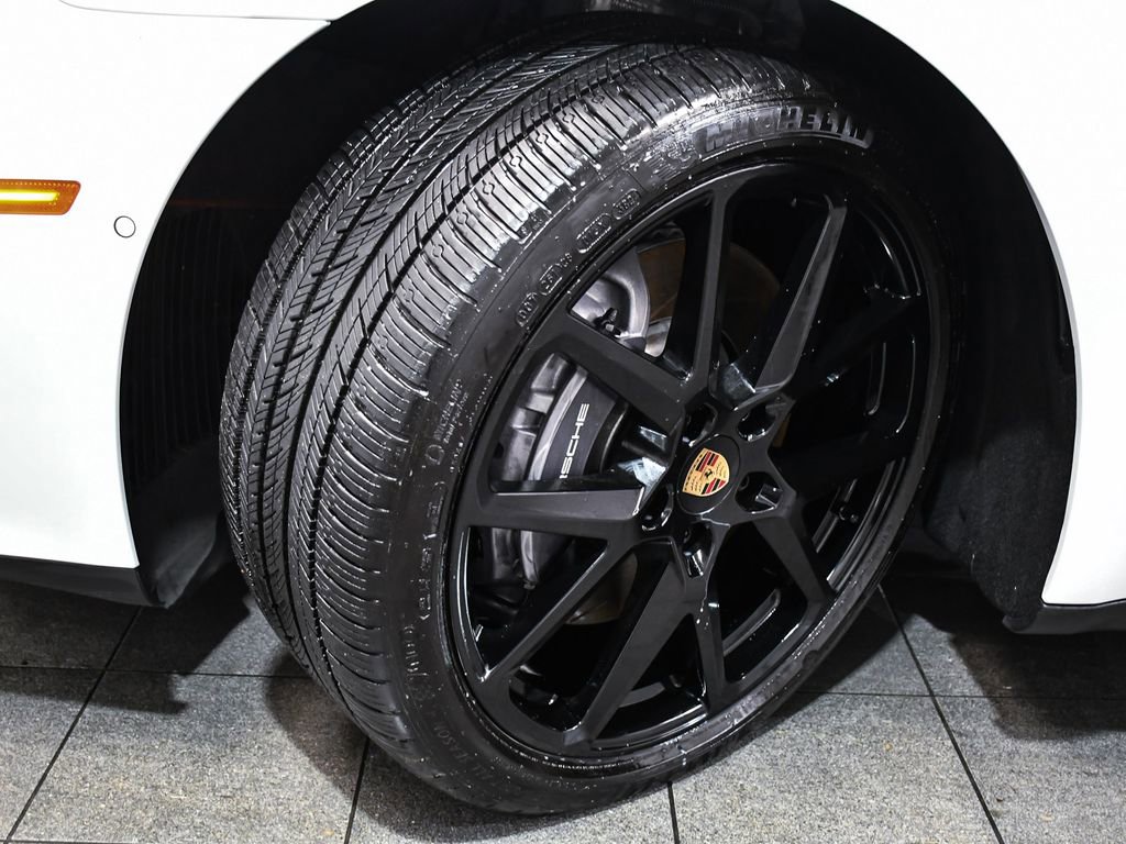 Used 2025 Porsche Panamera 4 E-Hybrid AWD/4WD image 6