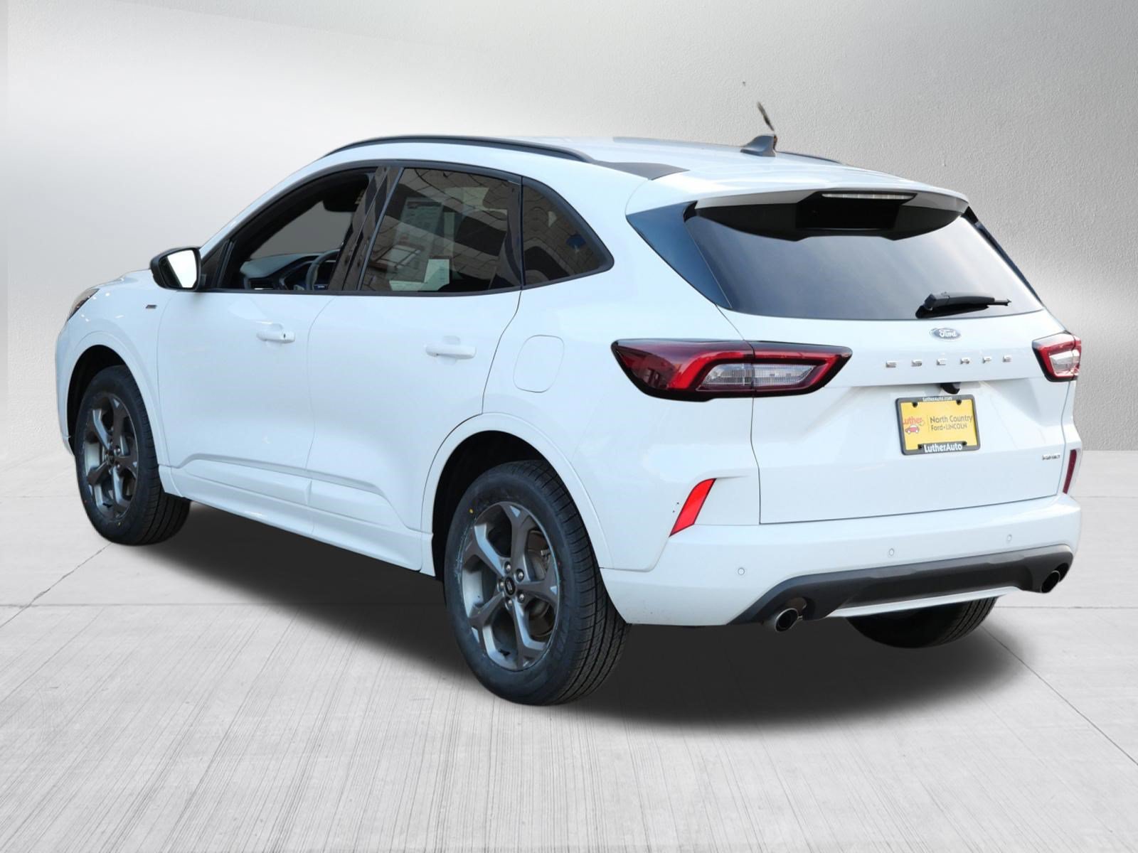 Certified 2023 Ford Escape ST-Line w/ Tech Pack #1 AWD/4WD image 5
