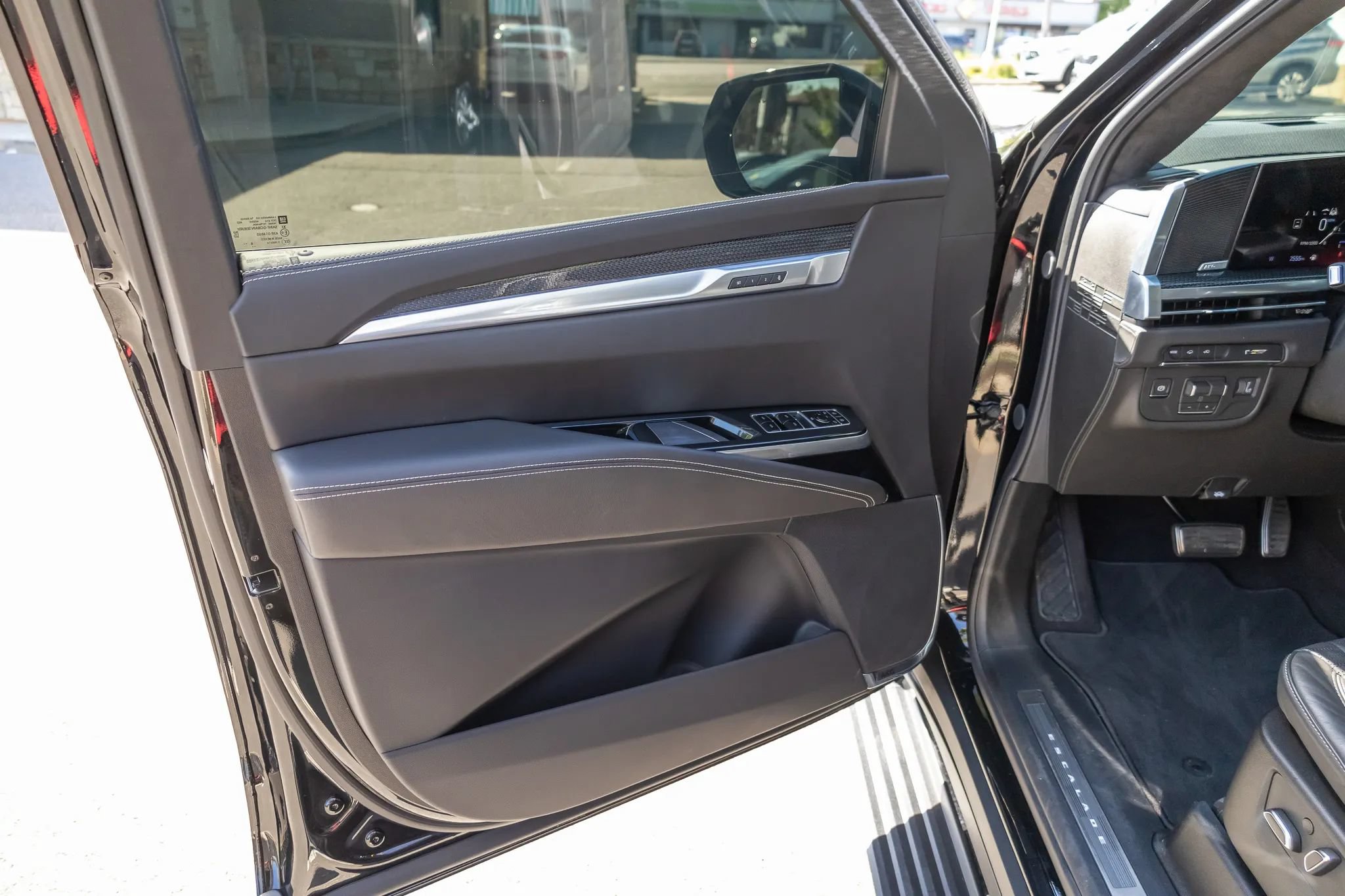 Used 2026 Cadillac Escalade V AWD/4WD image 40