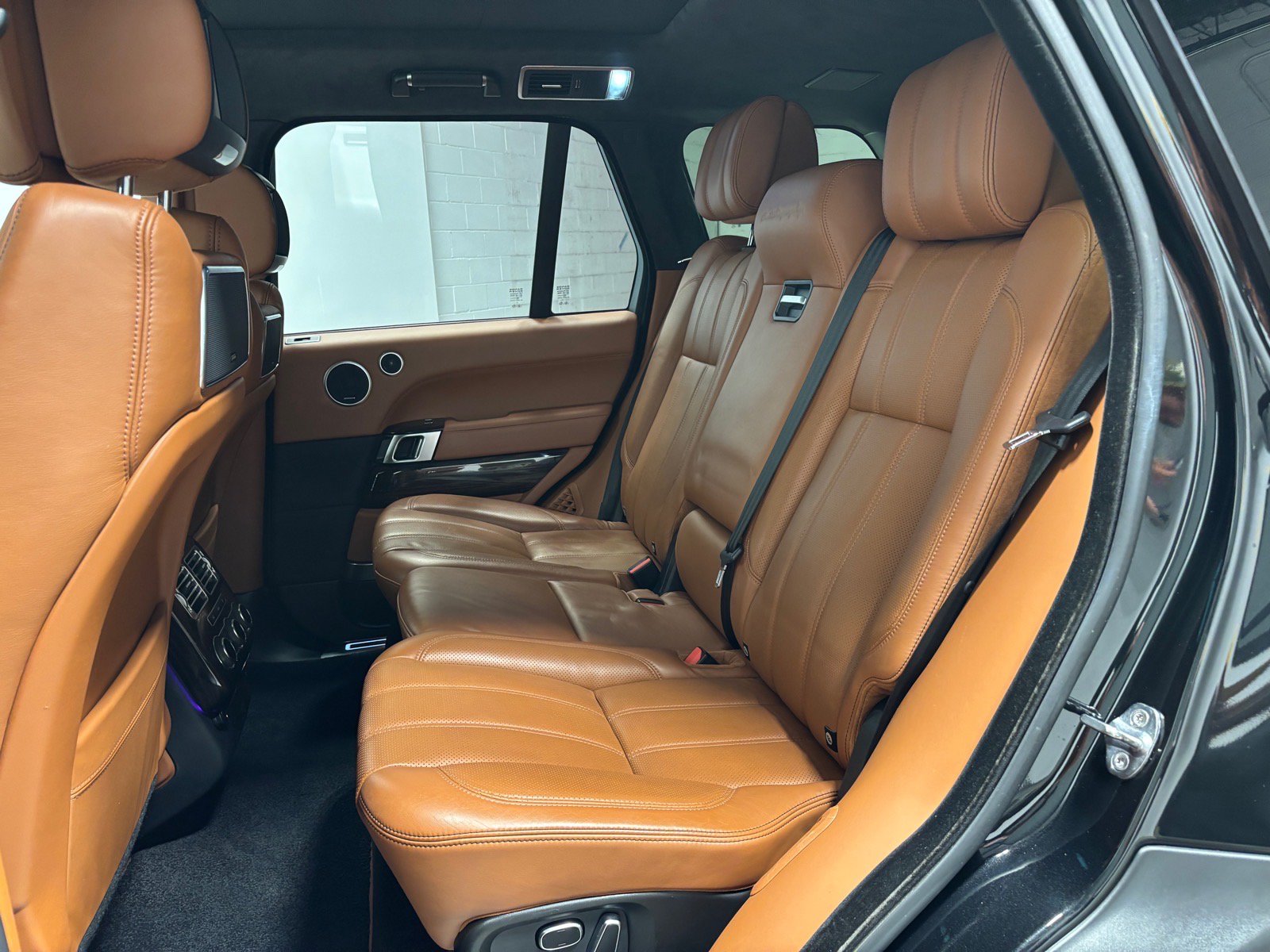 Used 2015 Land Rover Range Rover Autobiography AWD/4WD image 27