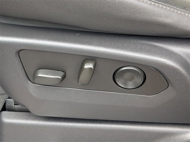 Used 2022 Chevrolet Silverado 1500 ZR2 w/ Technology Package image 20