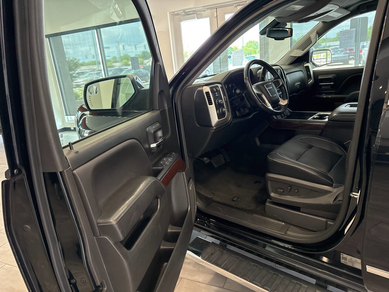 Used 2018 GMC Sierra 1500 SLT image 12
