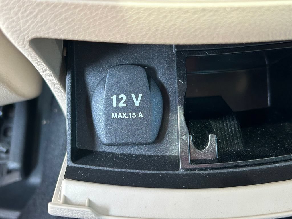 Used 2018 Mercedes-Benz CLA 250 4MATIC image 21