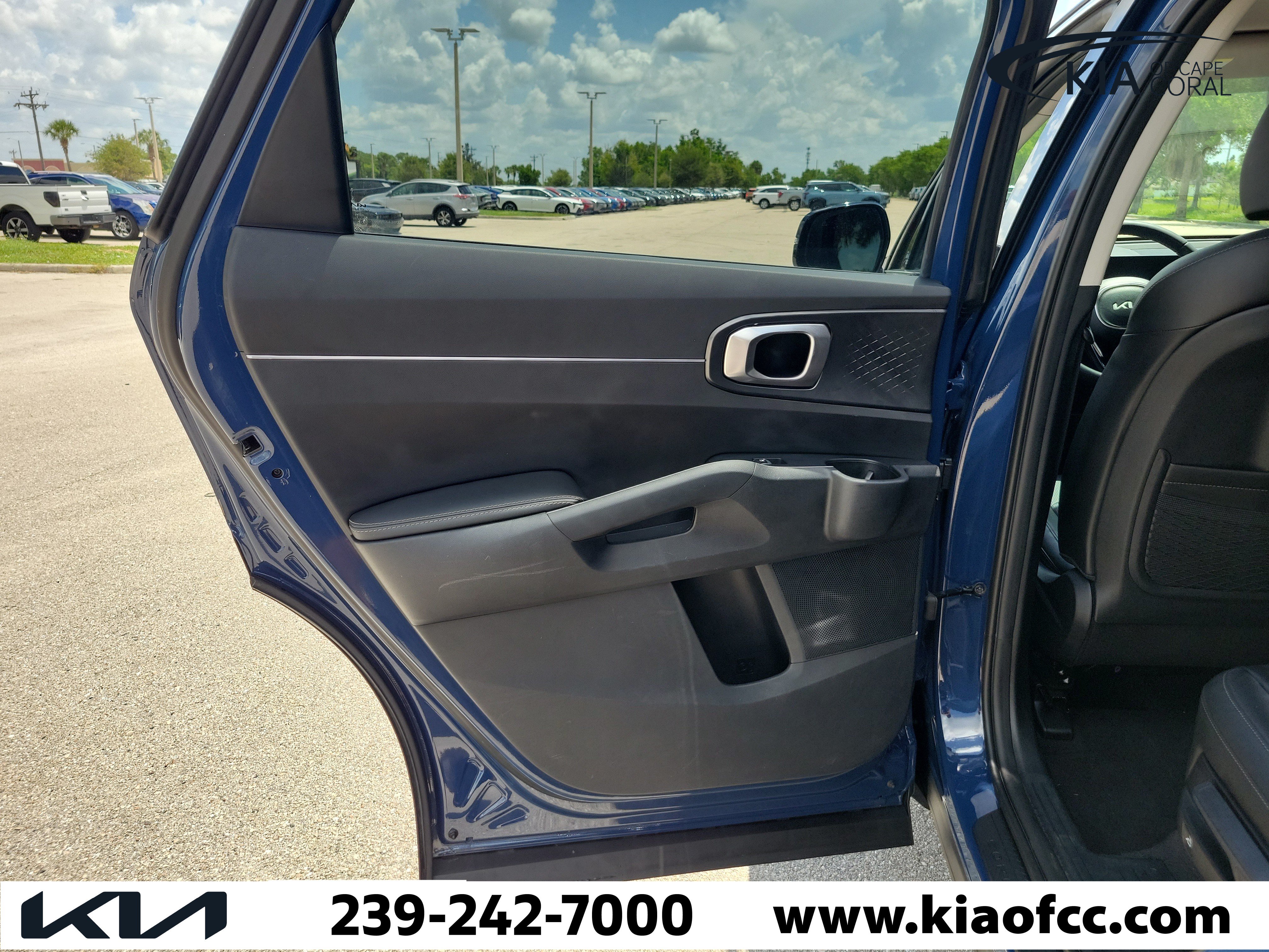 Certified 2024 Kia Sorento S FWD image 14