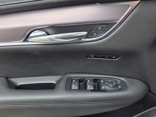 Used 2023 Cadillac XT6 Luxury FWD image 33