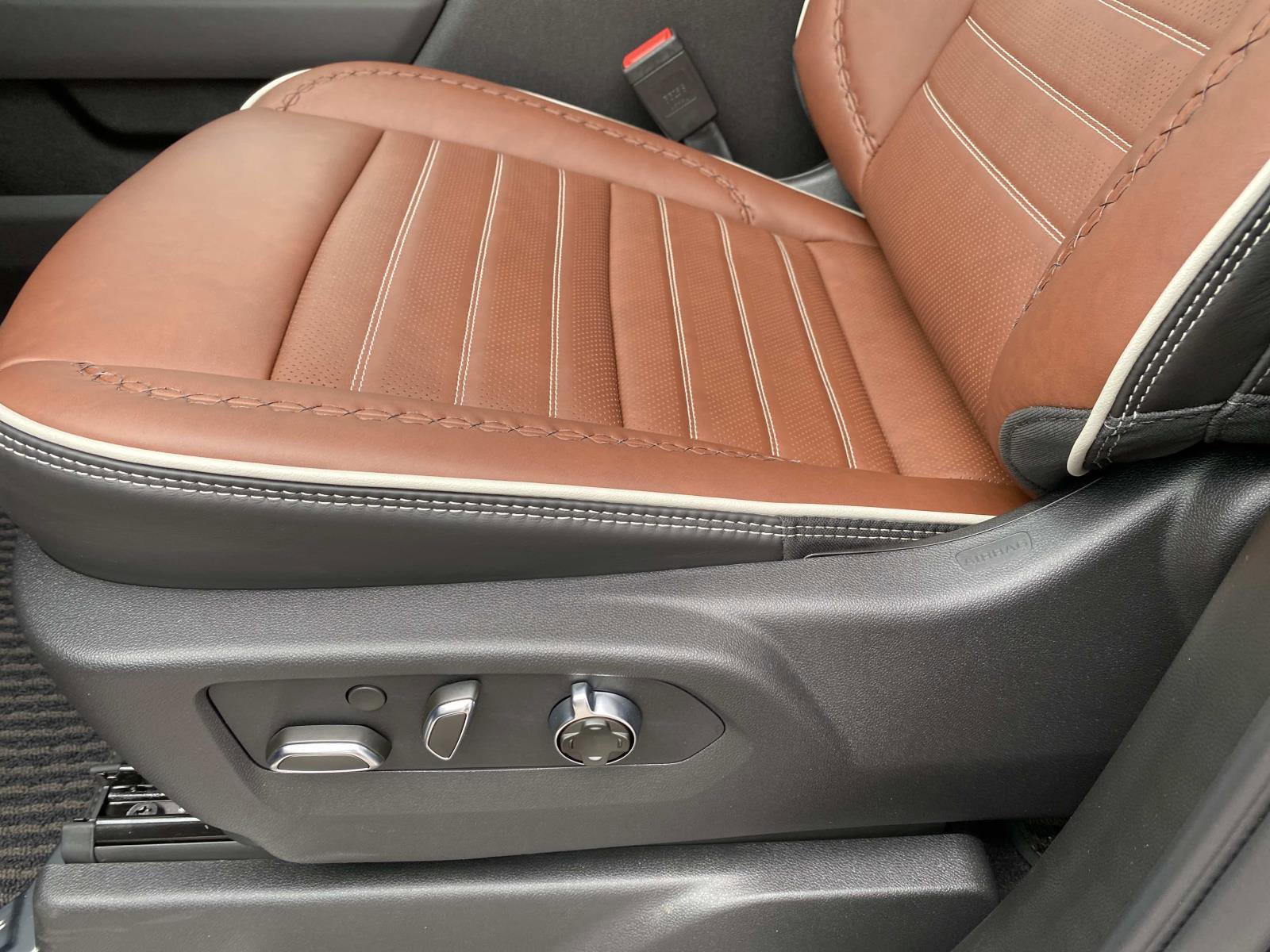 New 2026 GMC Sierra 1500 Denali Ultimate image 12