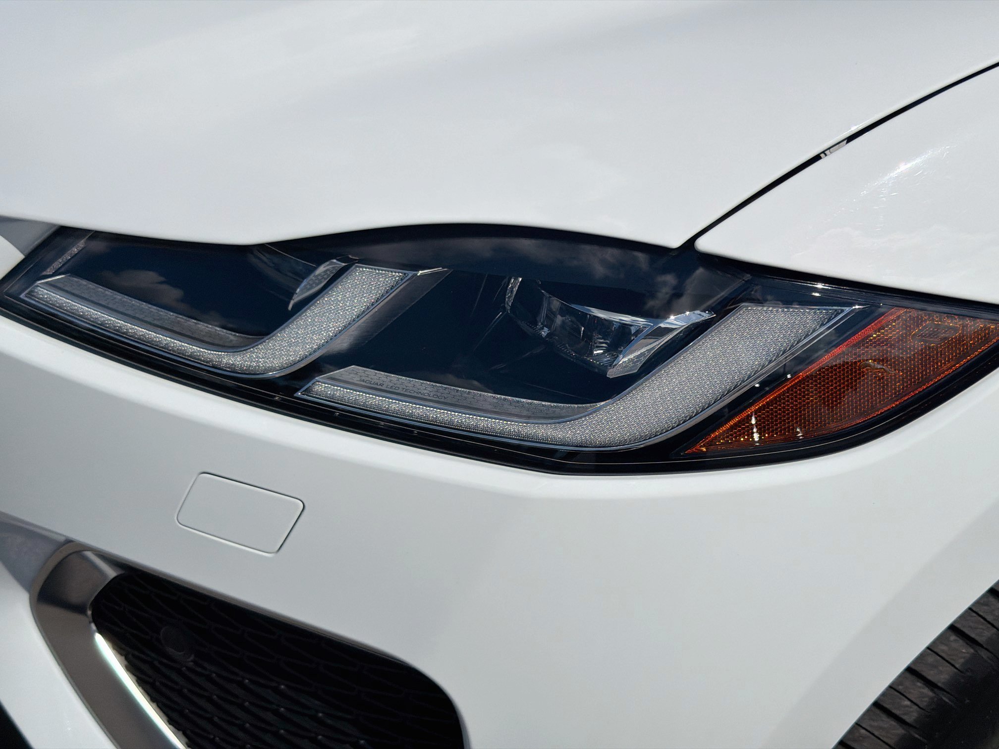 Used 2024 Jaguar F-PACE R-Dynamic S AWD/4WD image 9