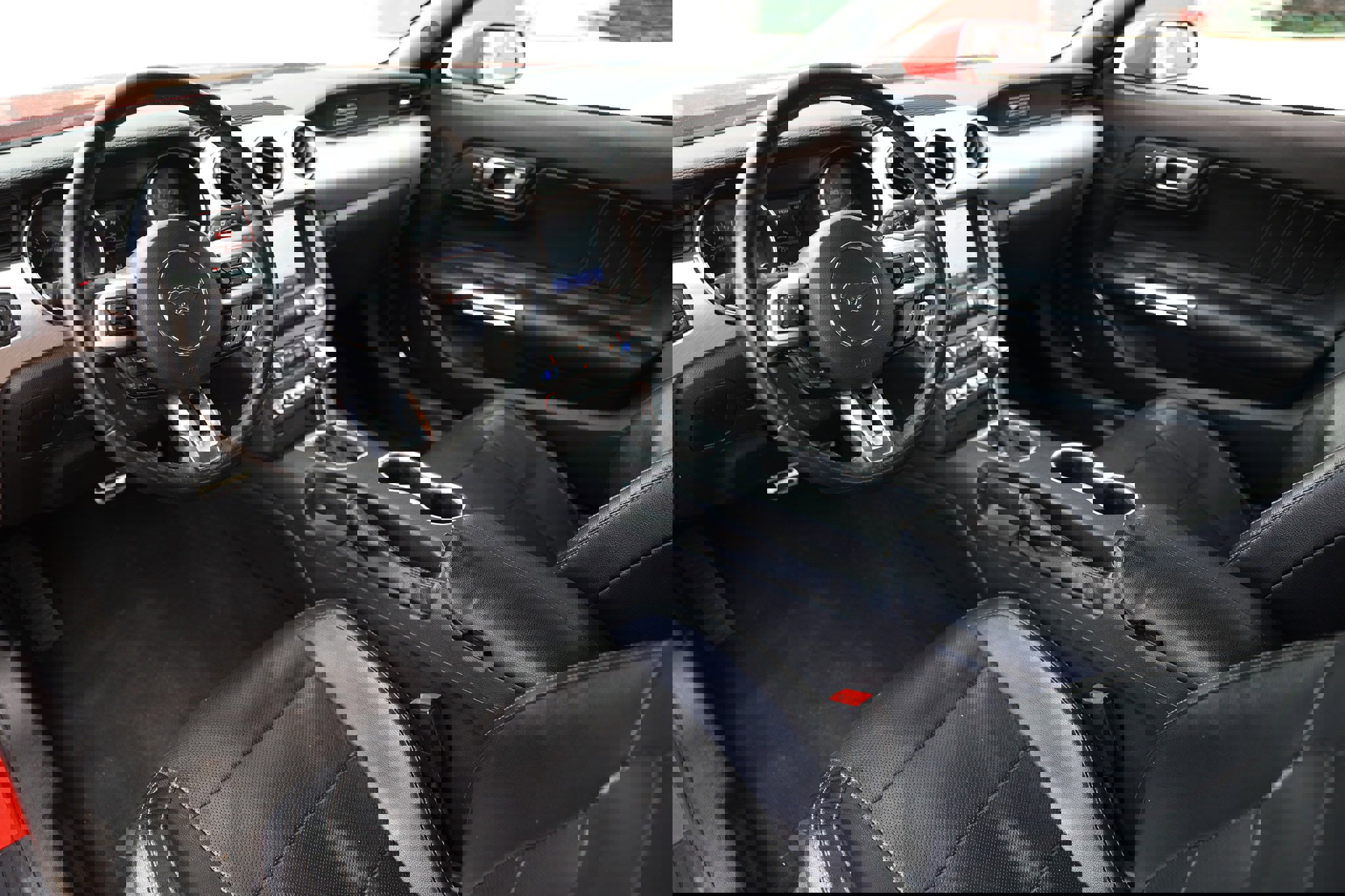 Used 2020 Ford Mustang Premium image 6