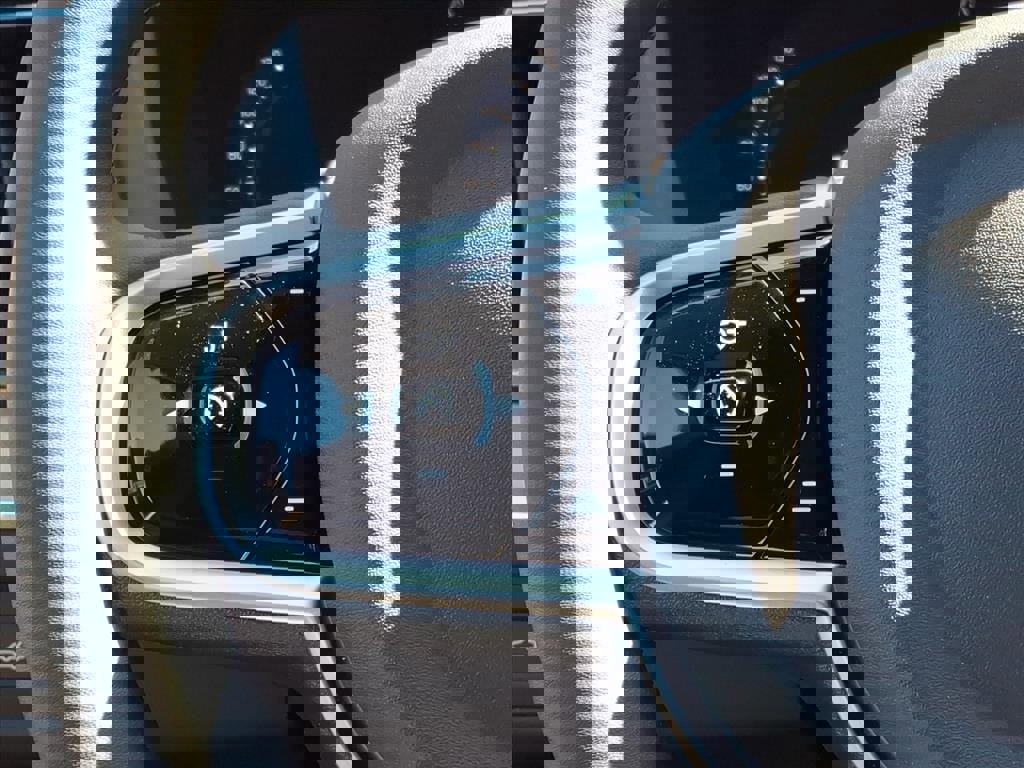 New 2026 Volvo XC60 B5 Core w/ Climate Package image 21