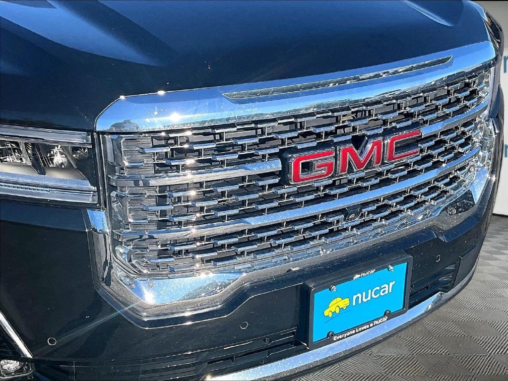 Used 2023 GMC Acadia Denali w/ Denali Ultimate Package AWD/4WD image 33