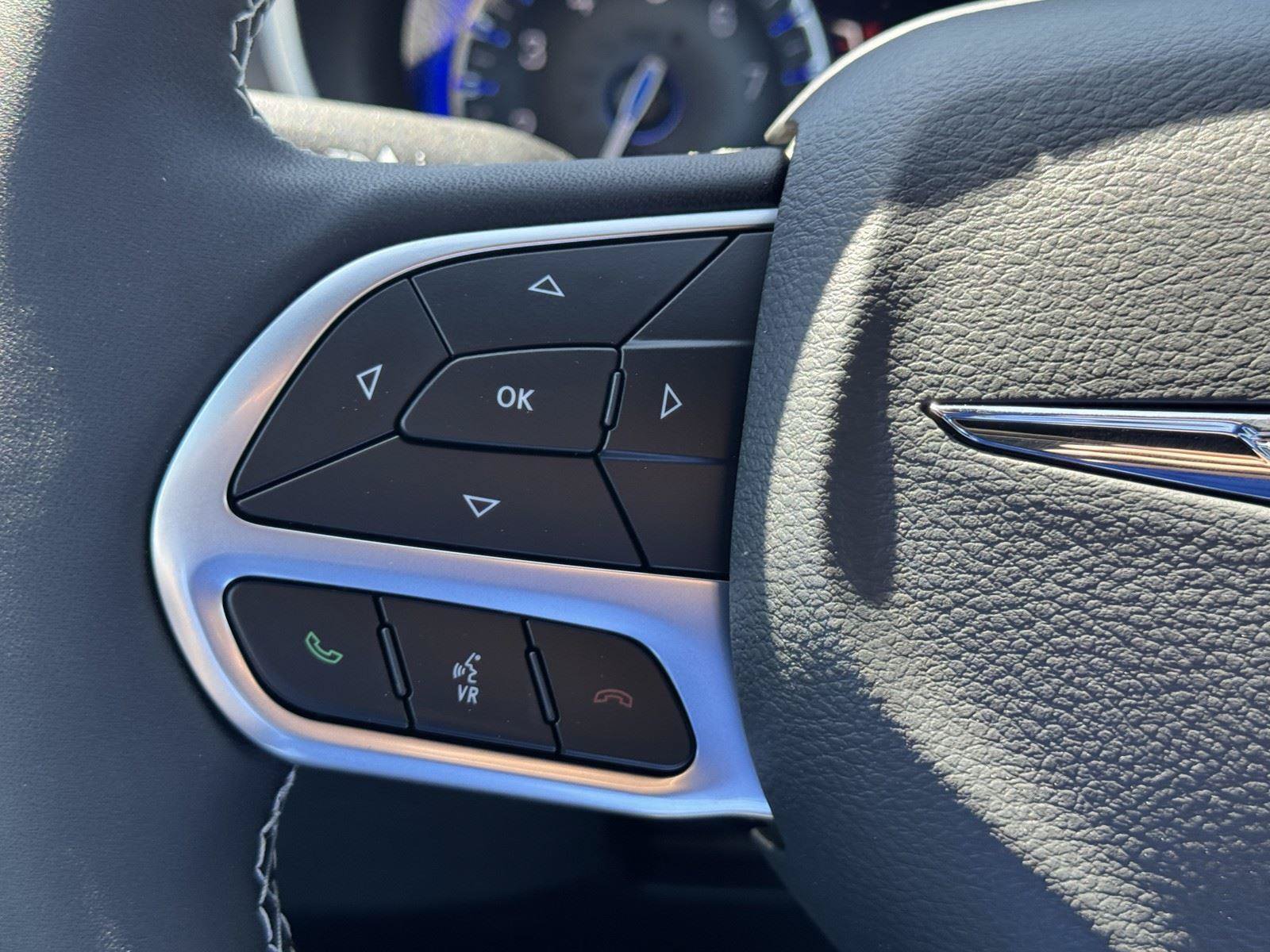 New 2025 Chrysler Voyager LX FWD image 20