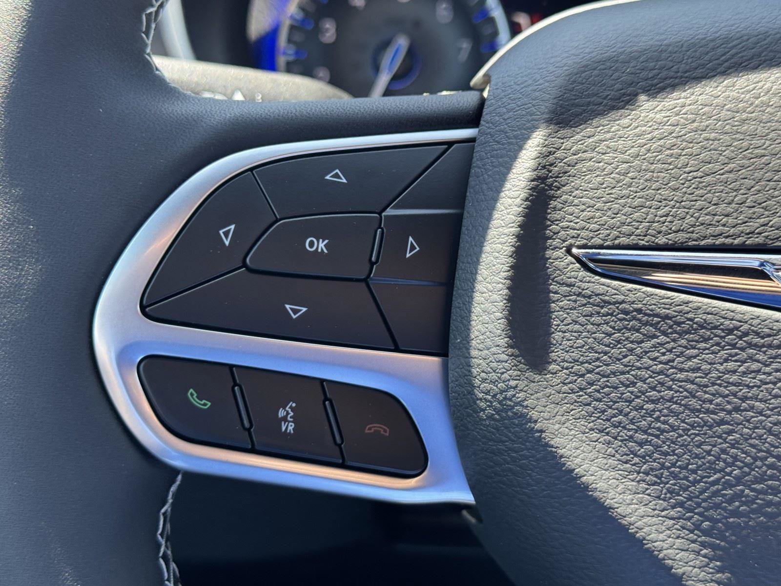 New 2025 Chrysler Voyager LX FWD image 20