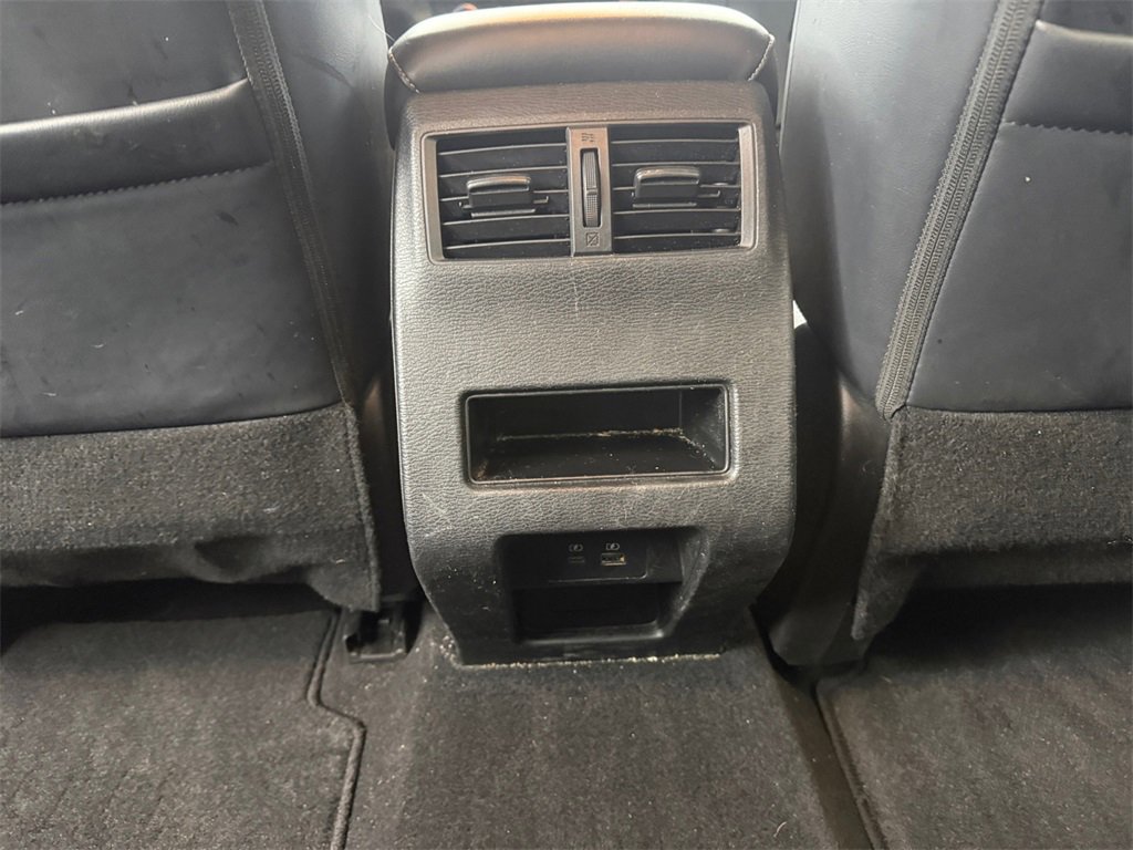 Used 2024 Mitsubishi Outlander SE image 28