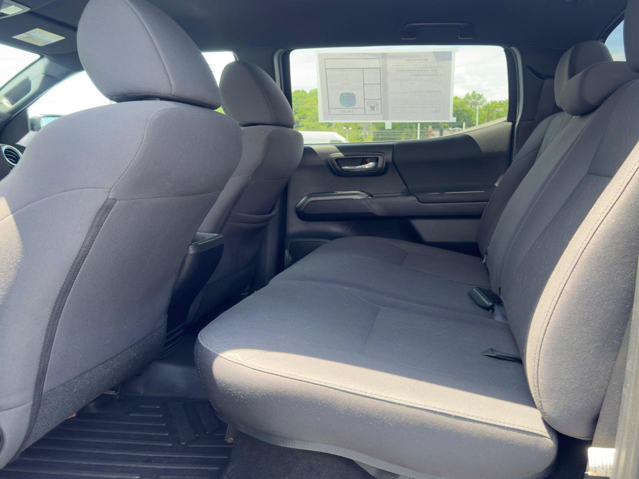 Used 2019 Toyota Tacoma TRD Sport AWD/4WD image 12