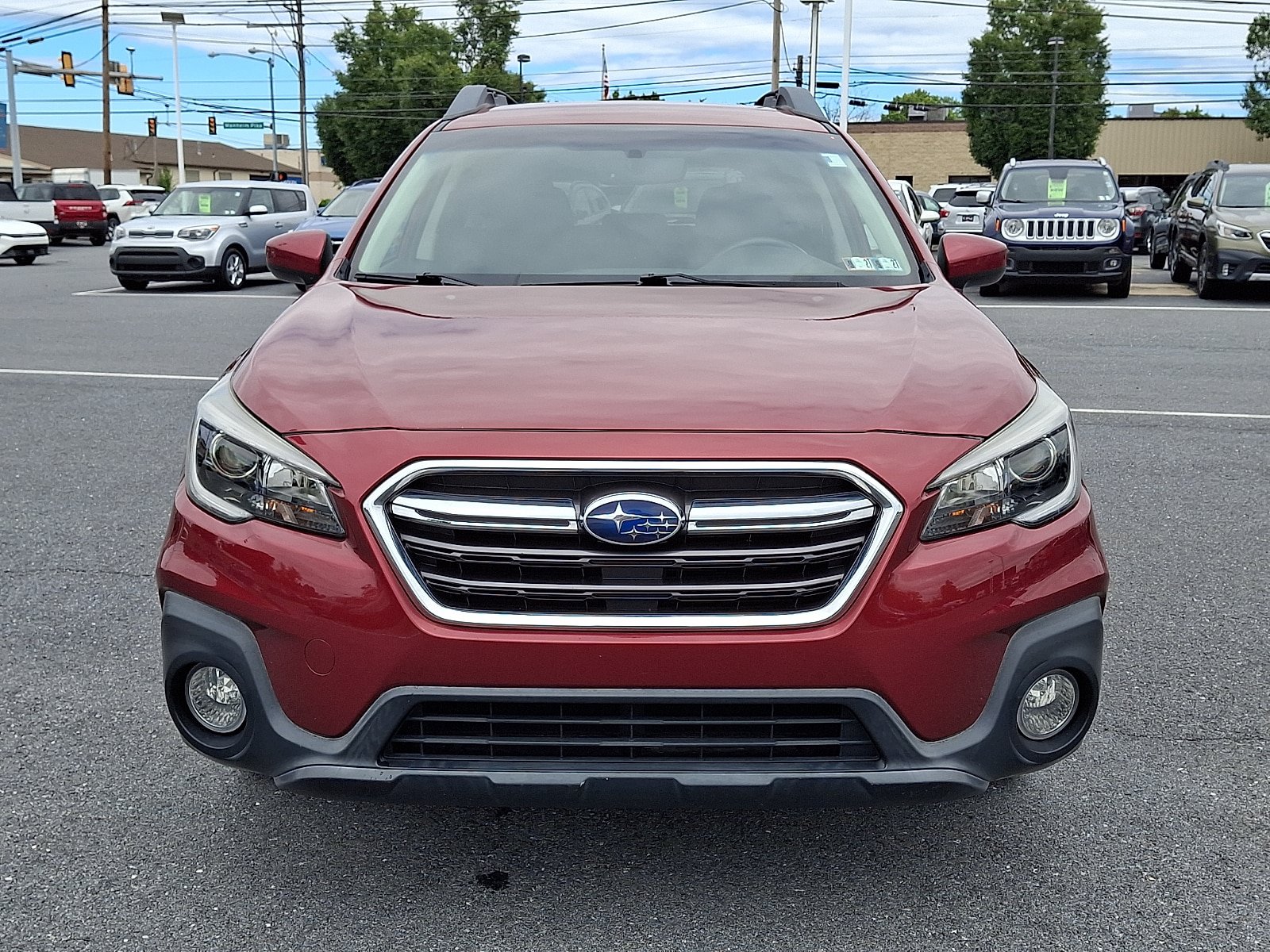 Used 2018 Subaru Outback 2.5i Premium AWD/4WD image 2