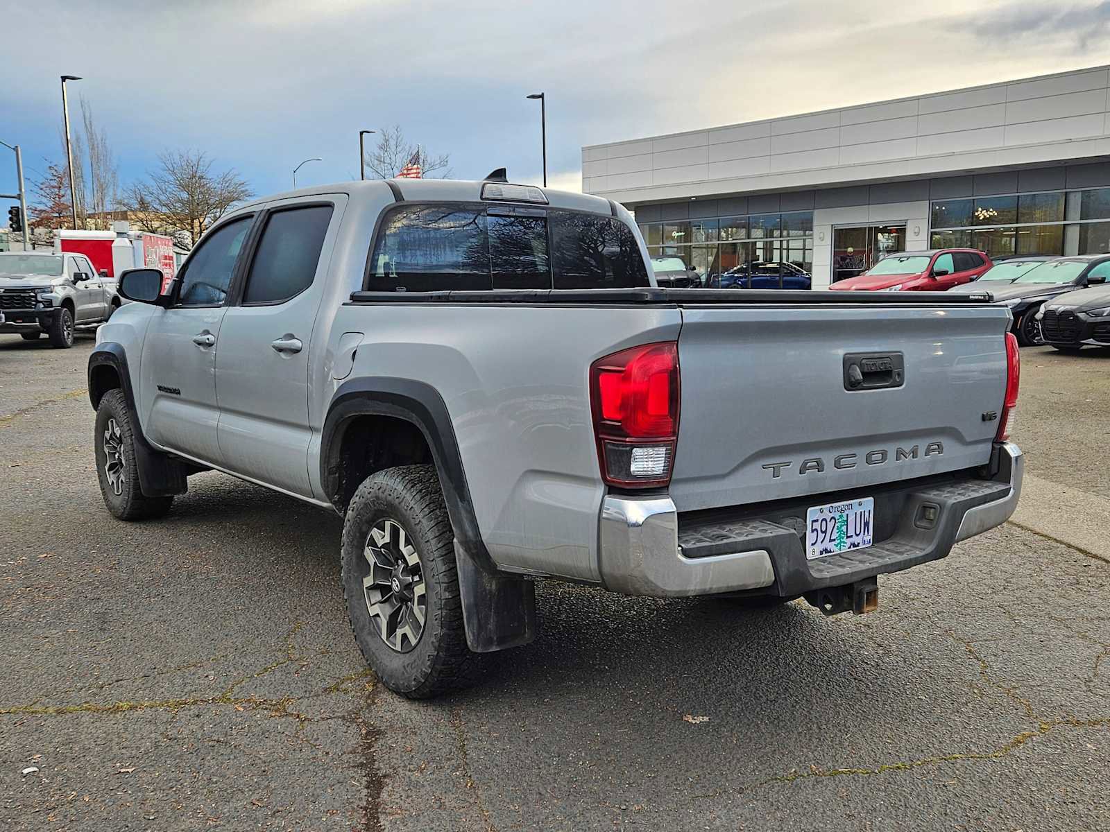 Used 2019 Toyota Tacoma TRD Off-Road image 5