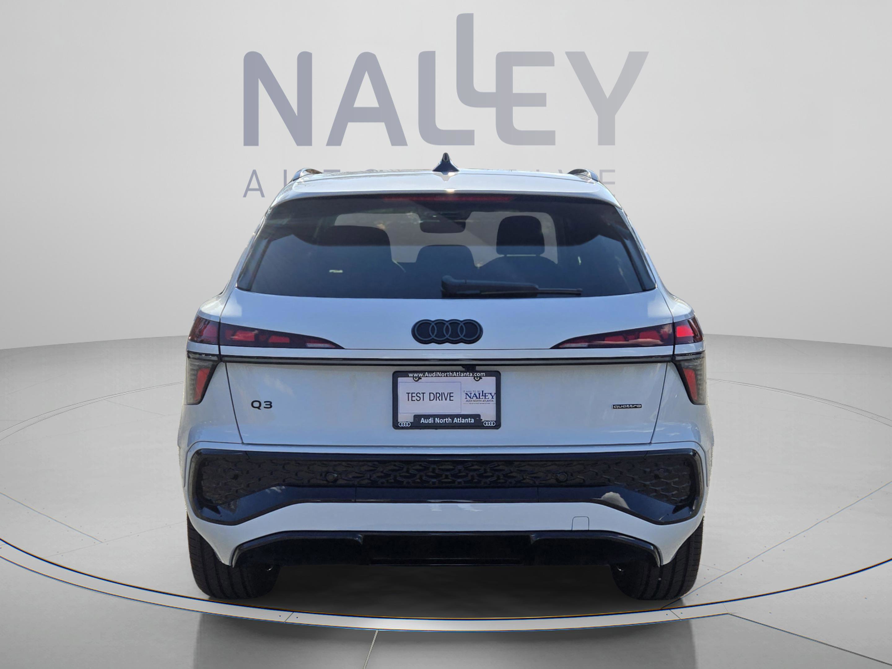 New 2026 Audi Q3 quattro 2.0T image 4