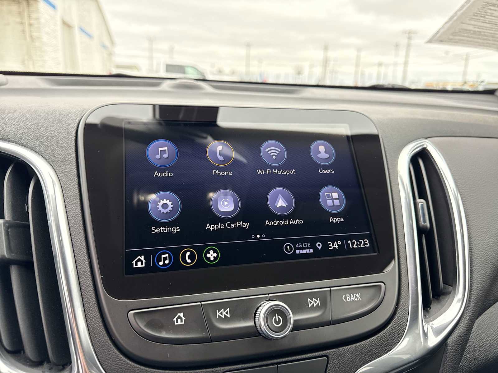 Certified 2024 Chevrolet Equinox LT FWD image 12
