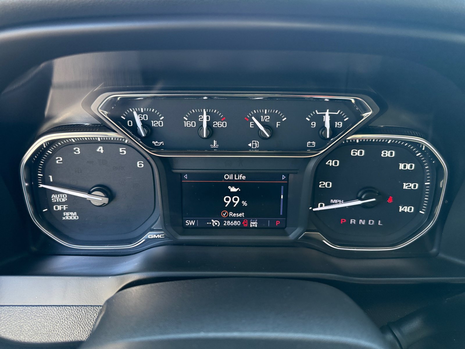 Used 2021 GMC Sierra 1500 SLT w/ SLT Premium Package AWD/4WD image 11