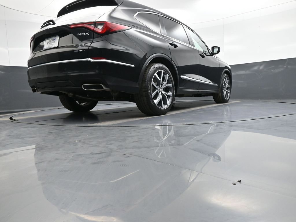 Certified 2023 Acura MDX SH-AWD w/ Technology Package image 32