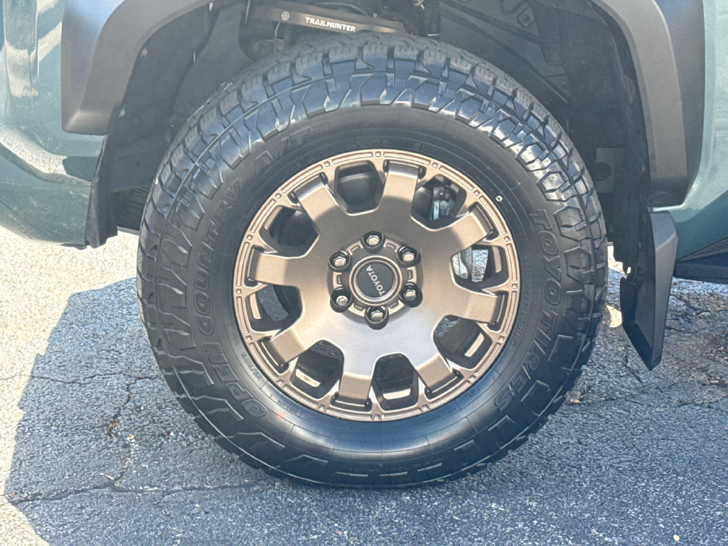 Used 2025 Toyota 4Runner Trailhunter AWD/4WD image 11