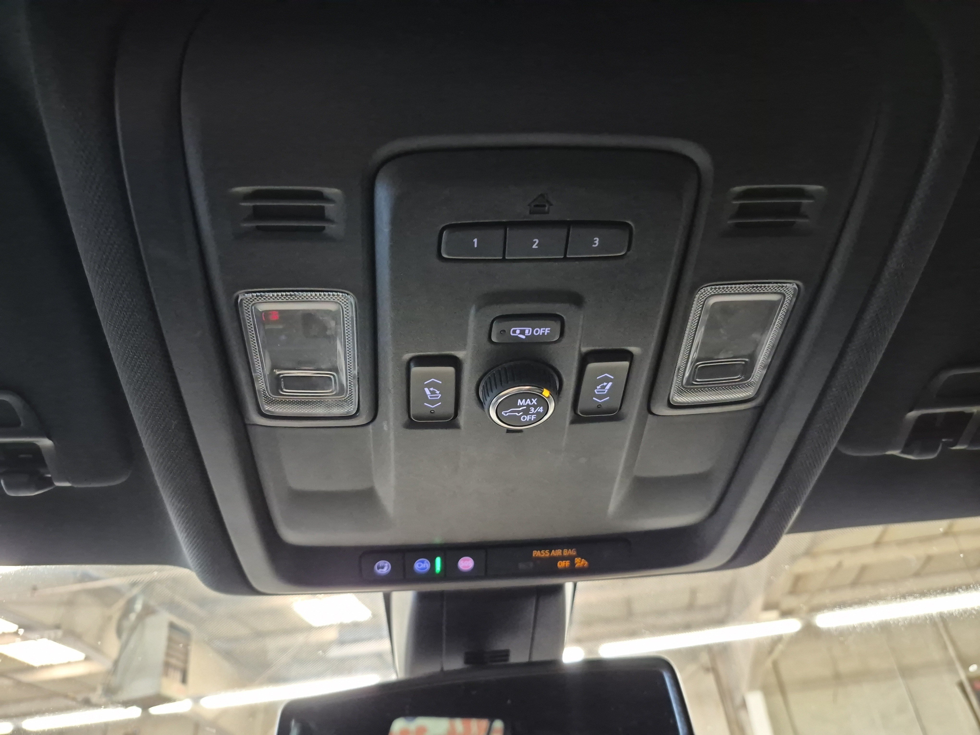 Used 2022 Chevrolet Tahoe RST w/ Sport Performance Package RWD image 38