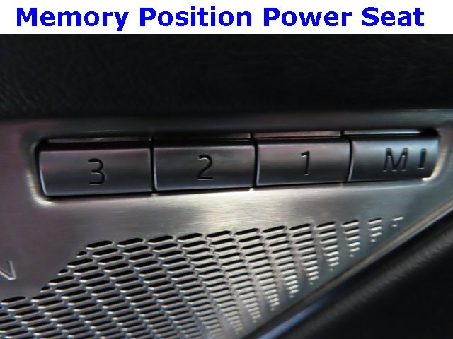 Used 2024 Jaguar F-PACE R-Dynamic S image 21