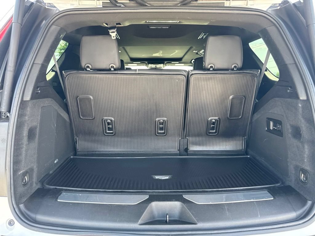 Used 2022 Cadillac Escalade Sport w/ Touring Package AWD/4WD image 29