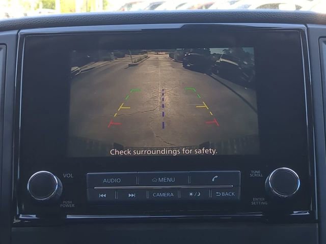 Used 2024 Nissan Titan SV w/ SV Convenience Package image 24