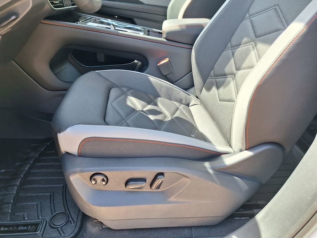 New 2026 Volkswagen Atlas Peak Edition image 10