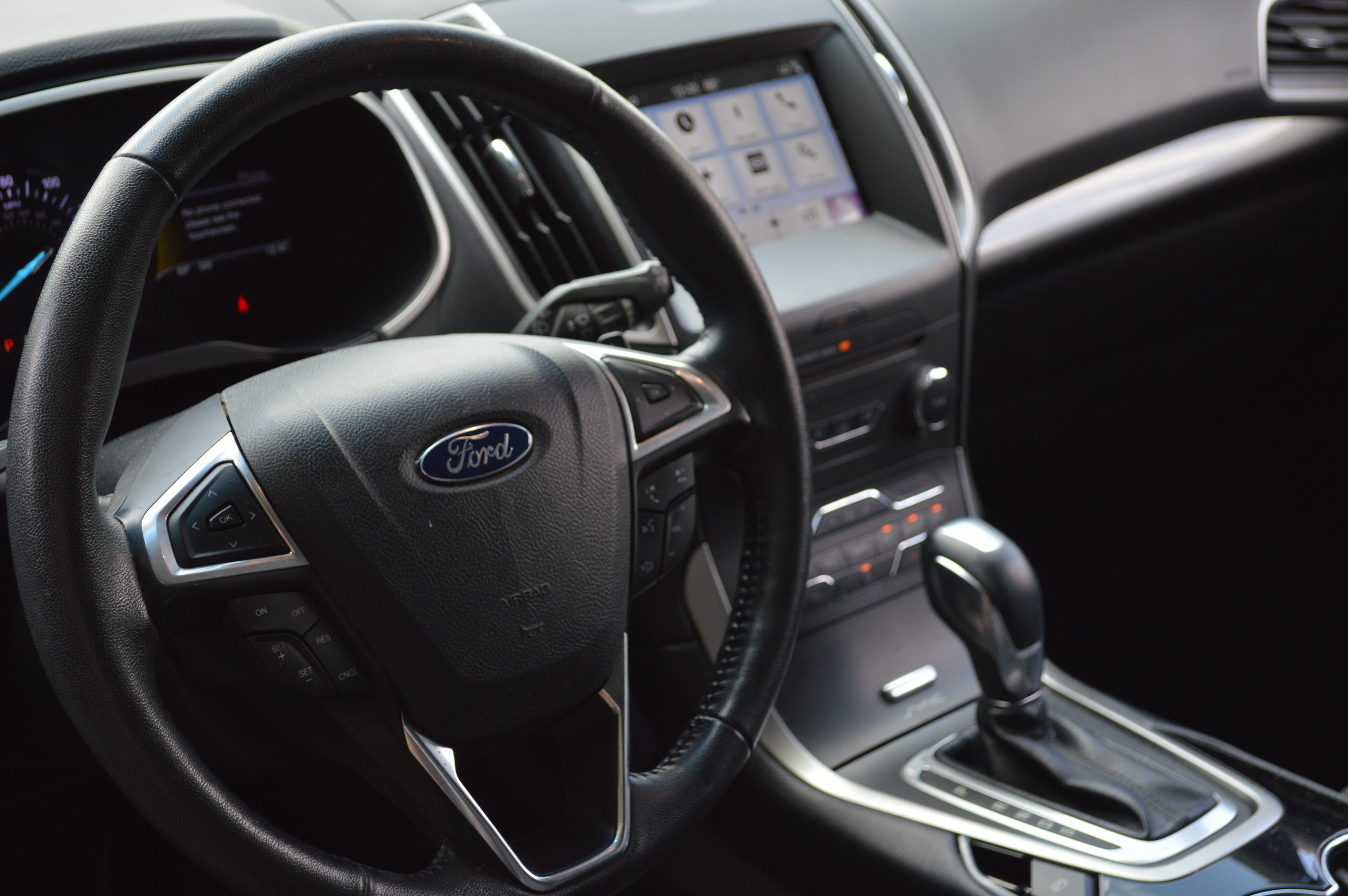 Used 2017 Ford Edge SEL w/ Equipment Group 201A AWD/4WD image 19